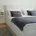 Maella * זאדאר