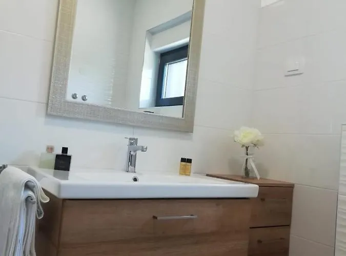 Apartment Maella Zadar