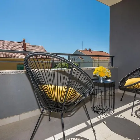 Maella Apartment